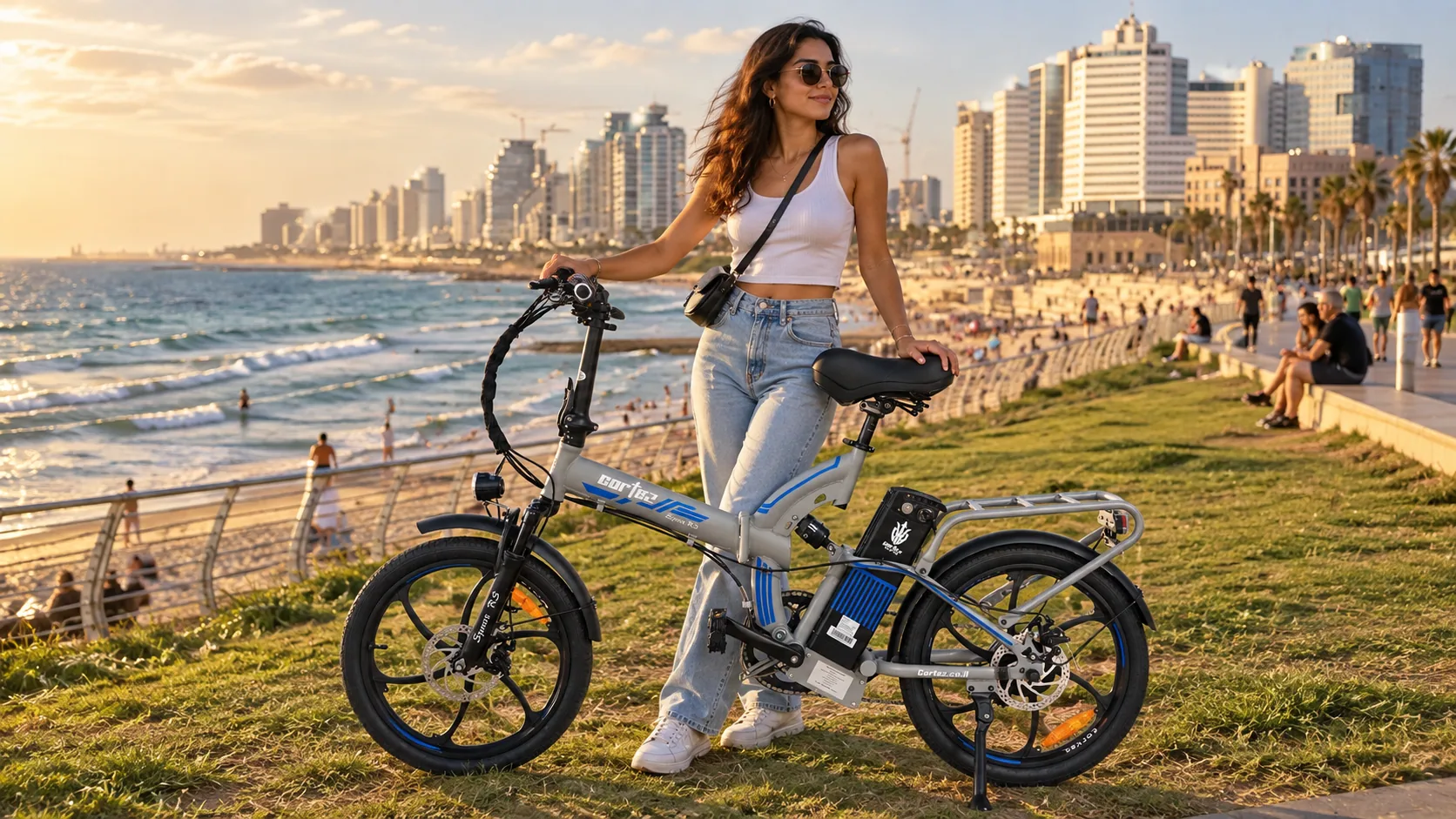 אופניים חשמליים קורטז בטיילת תל אביב
